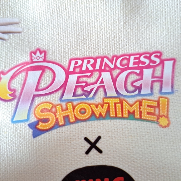 Nintendo Switch Carry Case, Limited Edition, Princess Peach Canvas Tote, Mario - Picture 3 of 9